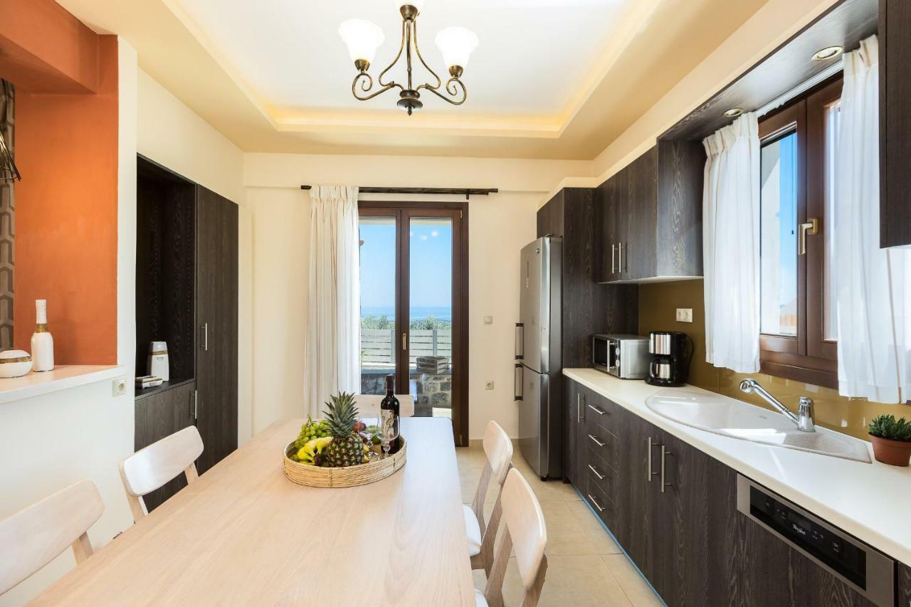 New Villa Kantifes 4 Families Or Couples With Private Pool & Bbq Kirianna Dış mekan fotoğraf